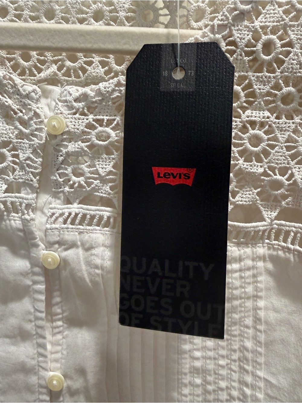 NWT Levi’s White Lace Crochet Blouse Medium Boho Cottagecore Eyelet Cotton Top - Picture 5 of 11
